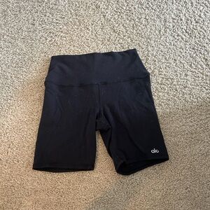 Alo yoga biker shorts airbrush
